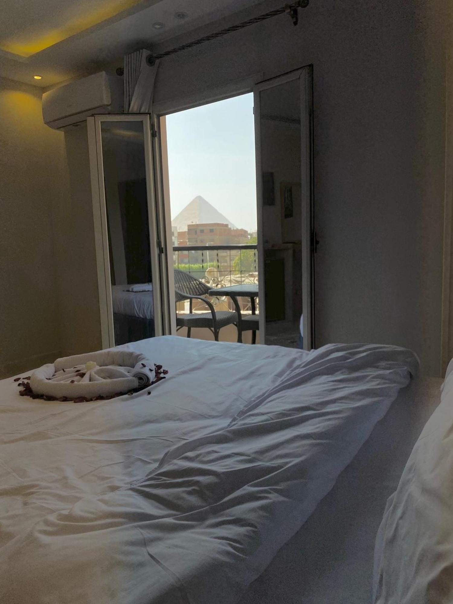 Young Pharaoh View Inn 카이로 외부 사진