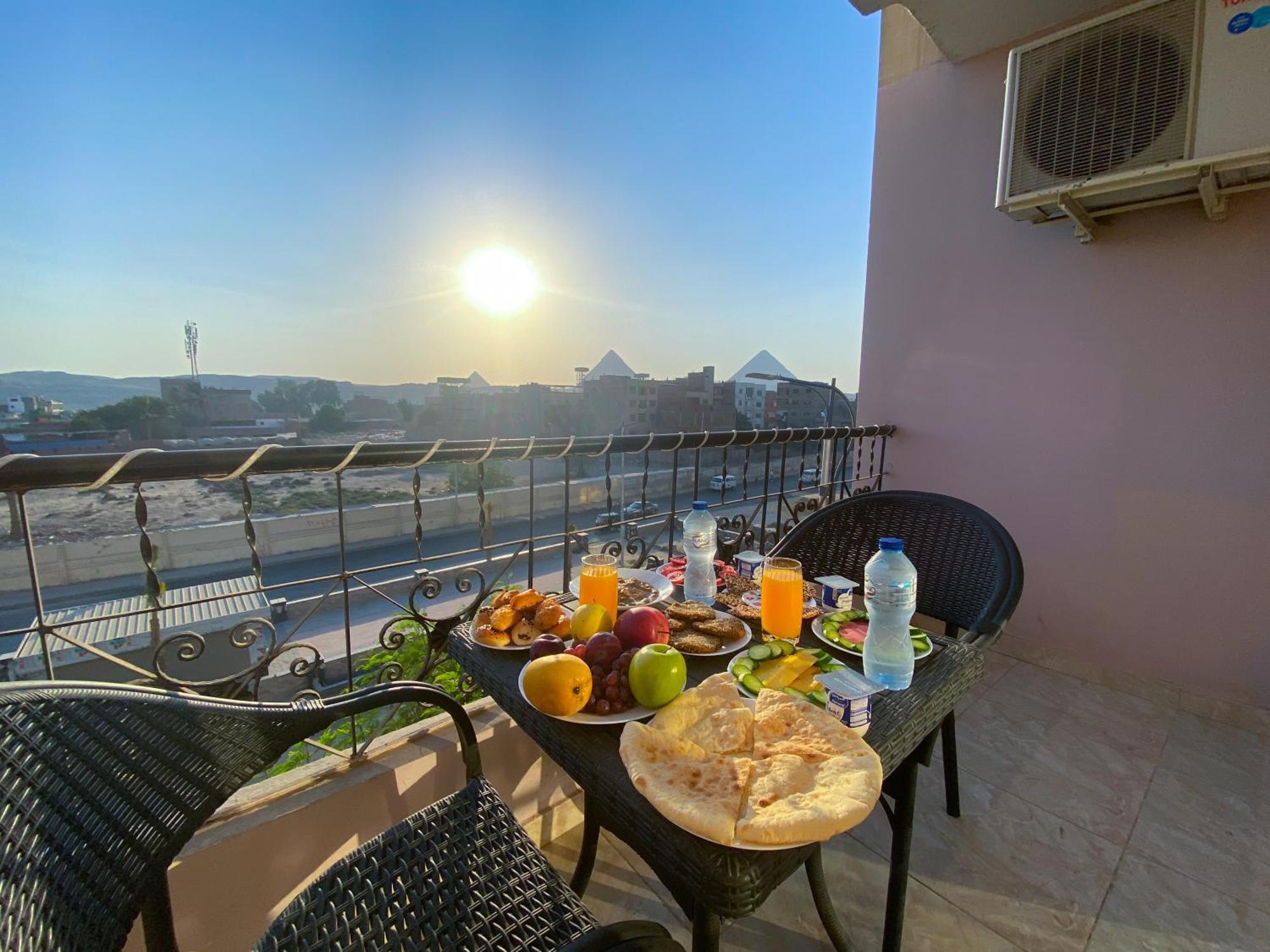 Young Pharaoh View Inn 카이로 외부 사진