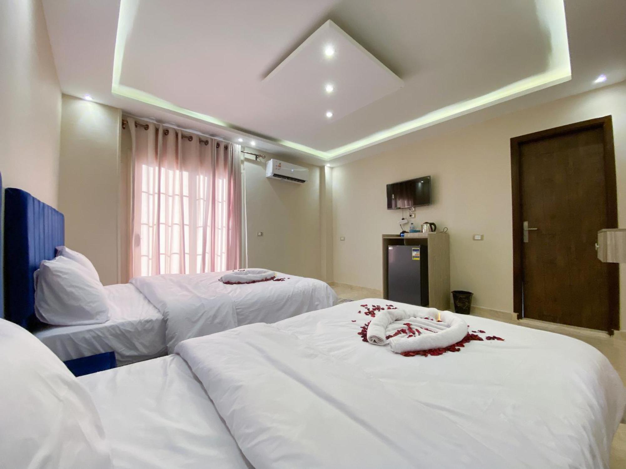 Young Pharaoh View Inn 카이로 외부 사진